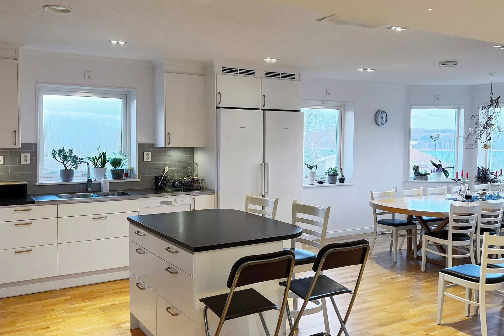 6 person holiday home in ADELSÖ-By Traum-Indoor