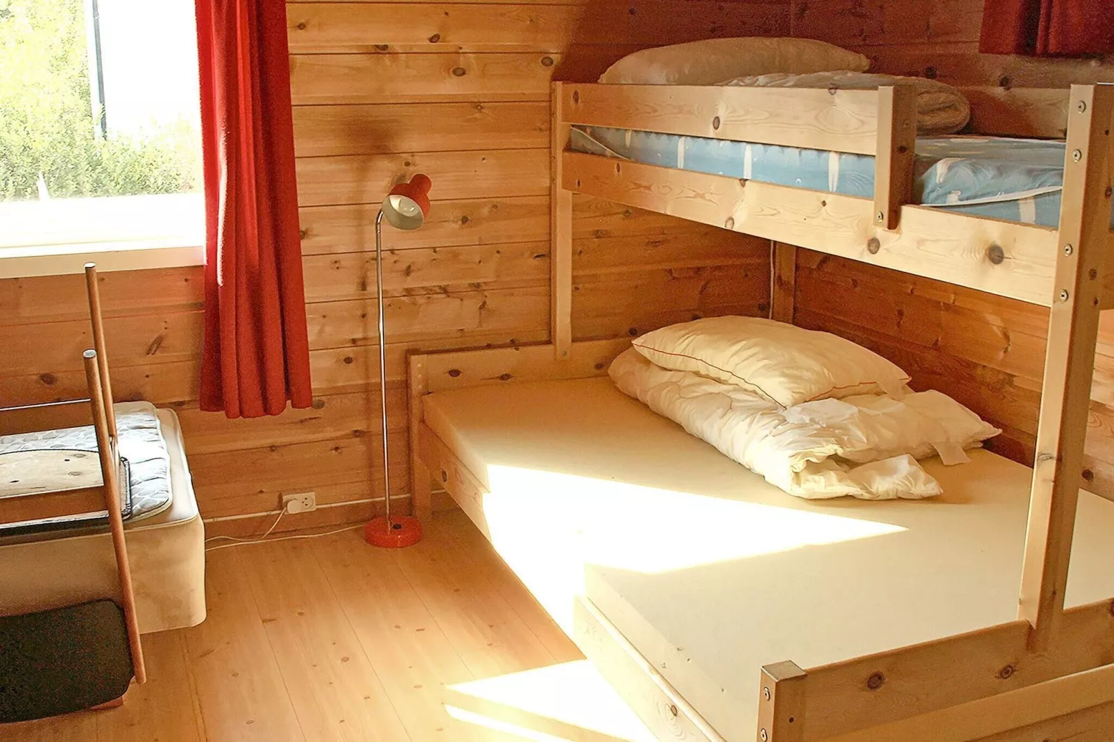 LYNGHEIM-Indoor
