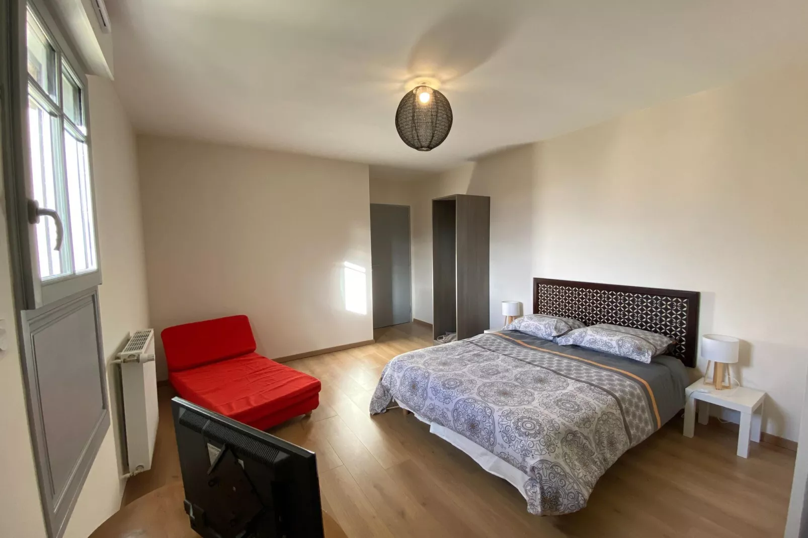 Doppelhaushälfte St Suliac-Bedroom