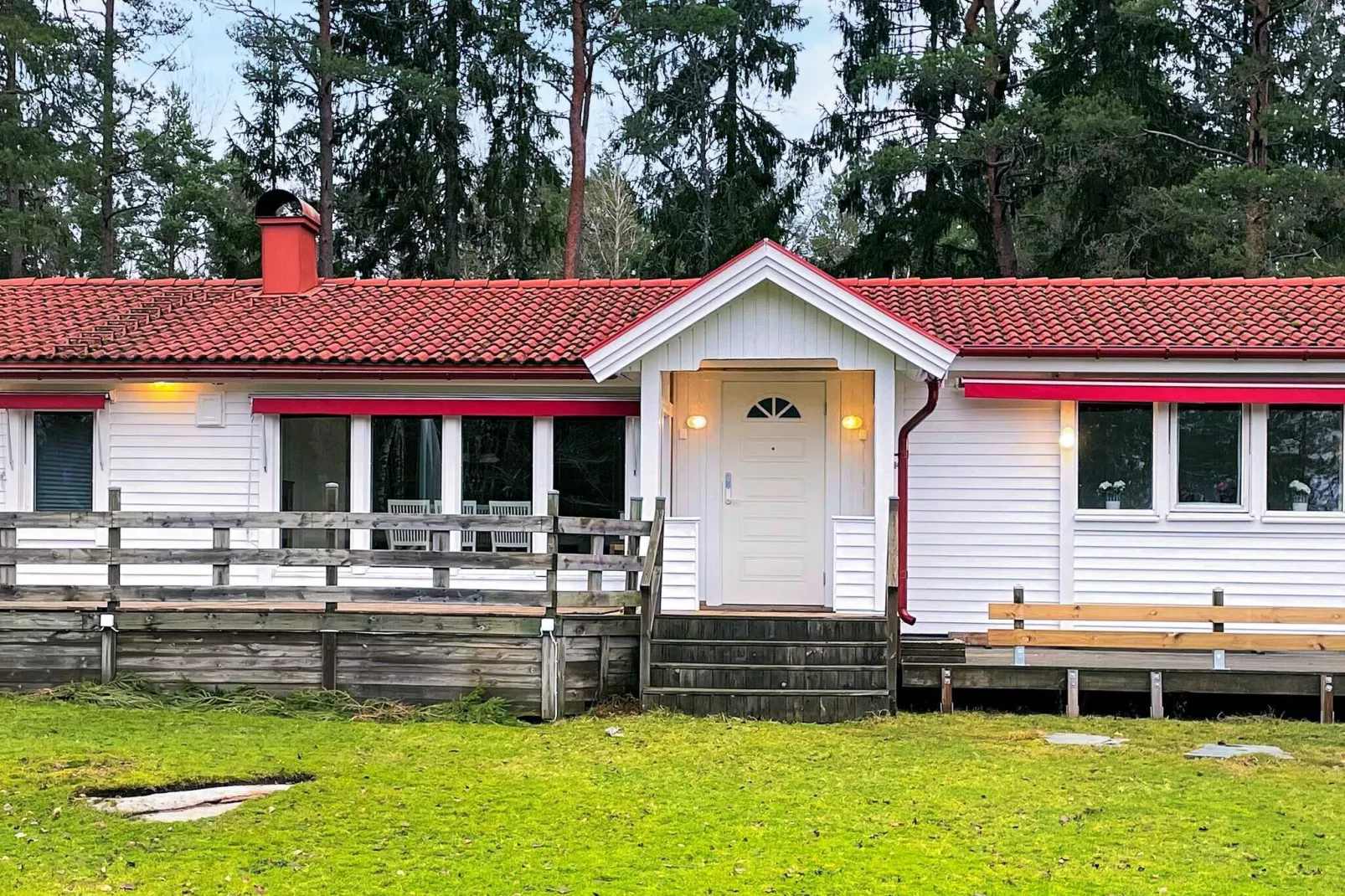 6 person holiday home in PRÄSSEBO-By Traum