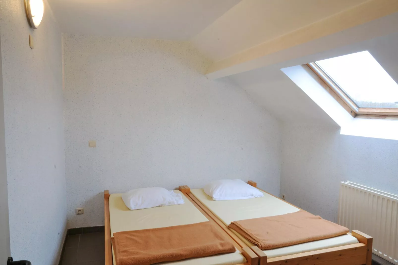 ECUREUIL 20 pax-Bedroom