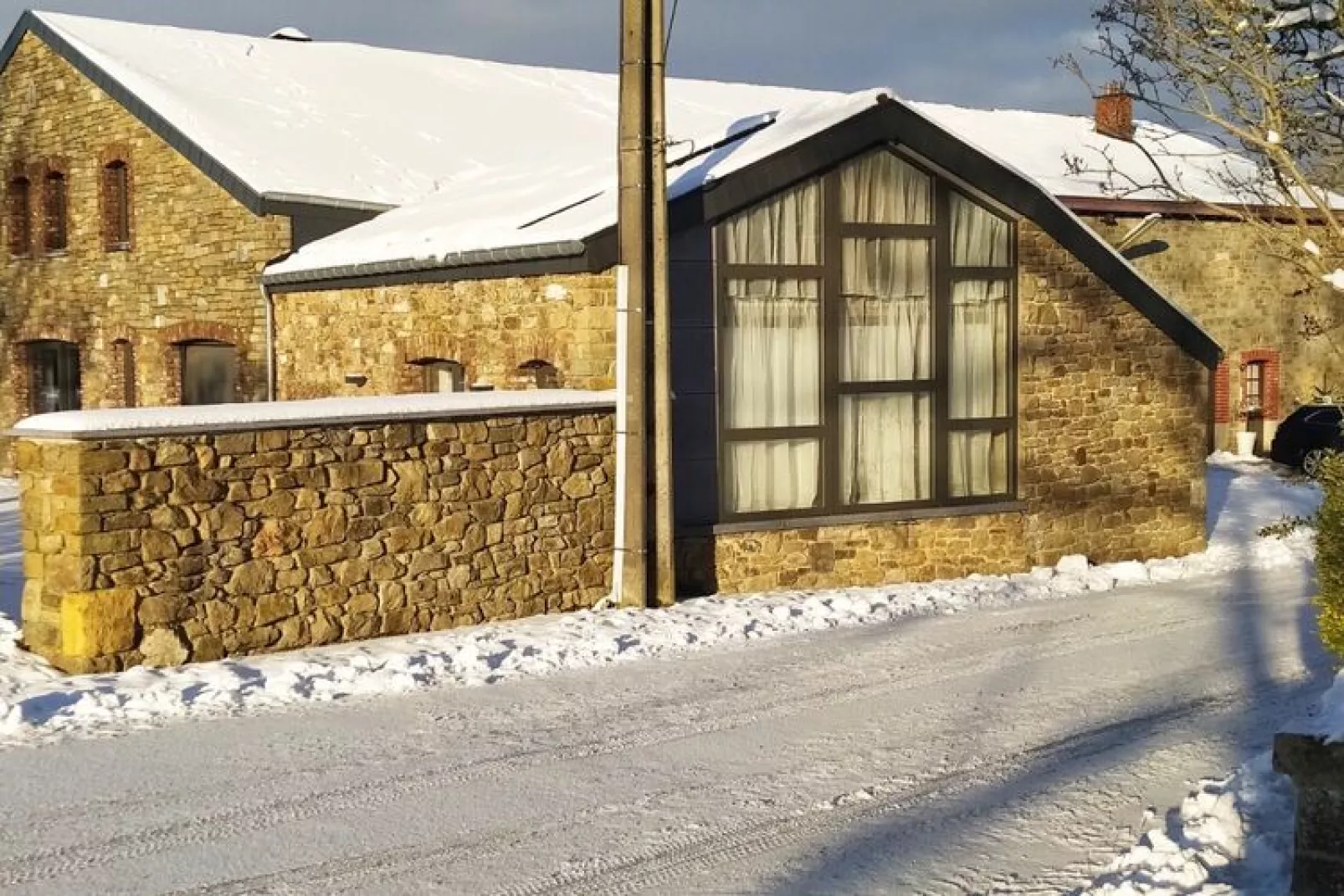 Escale J-P-Exterior winter