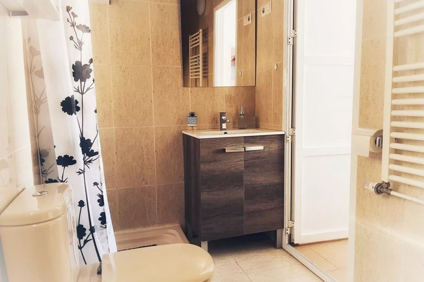 Villa Cuidad Quesada-Bathroom