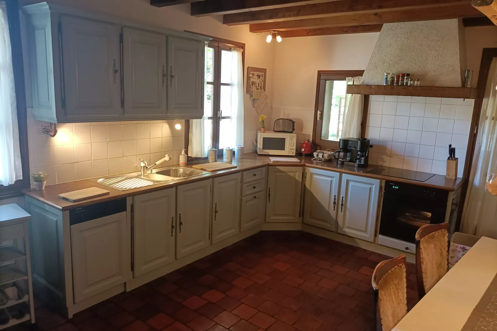 Le Mas de la Dive-Kitchen