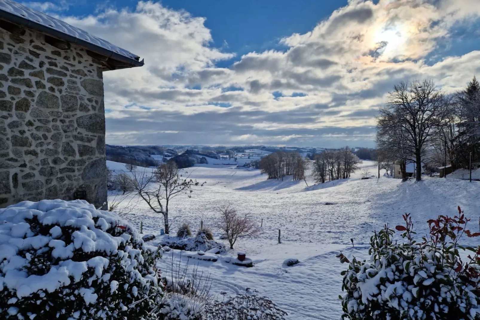 Le domaine d'Hypolite-Exterior winter