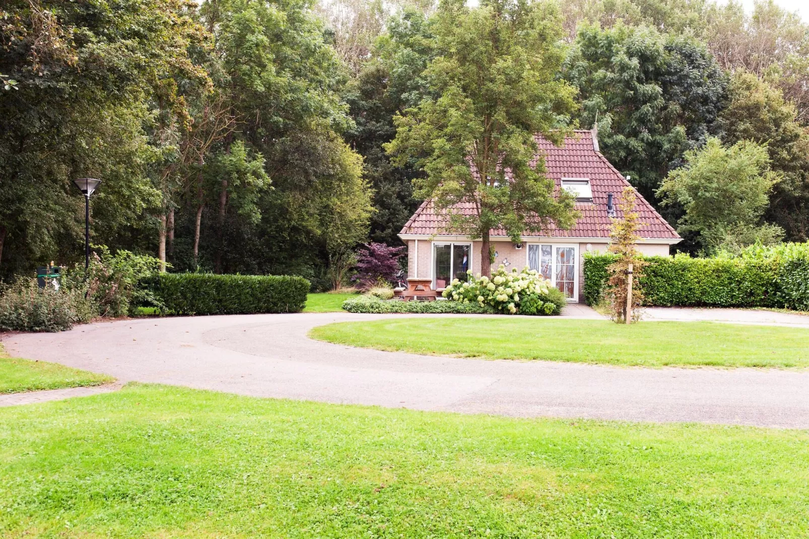 Grand Fisker Wellness de luxe met sauna buitenspa & sloep seizoensgebonden-Außenbereich Sommer