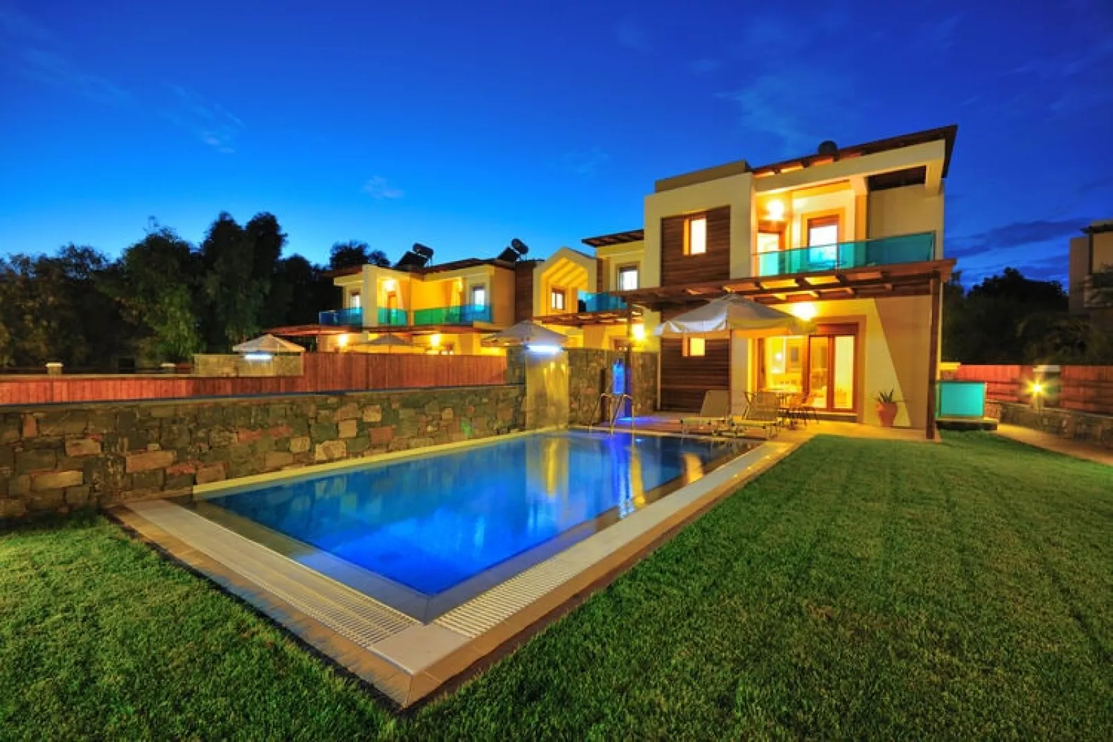 Villas Horizon Line / Villa Erato / Kiotari-Exterior summer