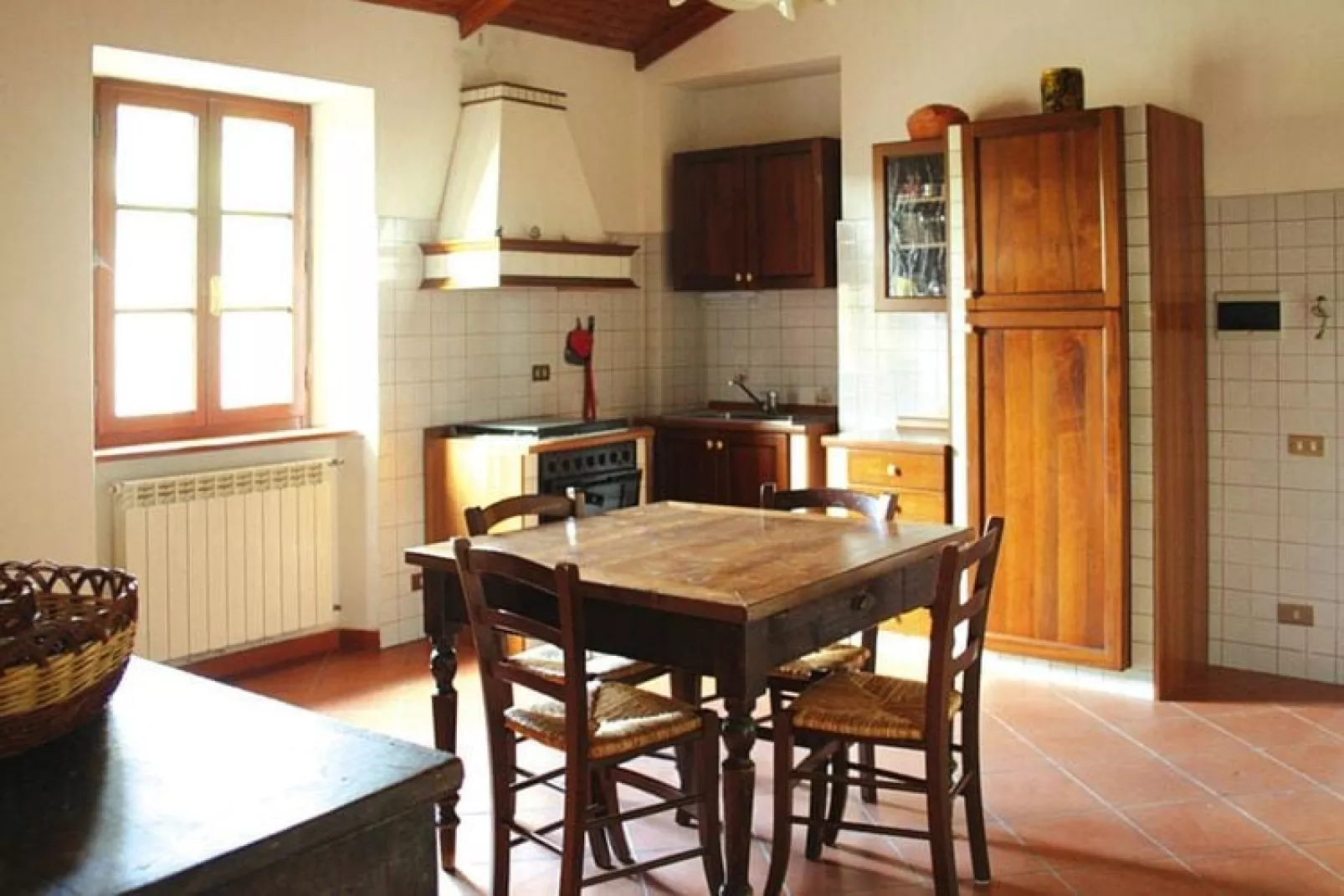 Agritourismo La Chiusa Chiusdino-Colli-Kitchen