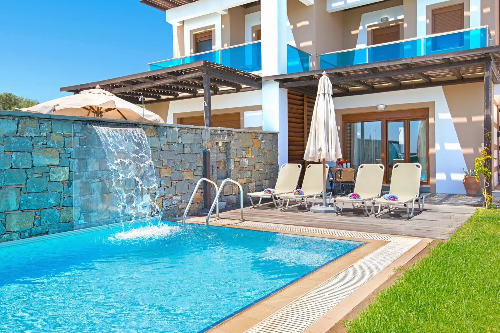 Villas Horizon Line /Villa Meliti / Kiotari-Exterior summer