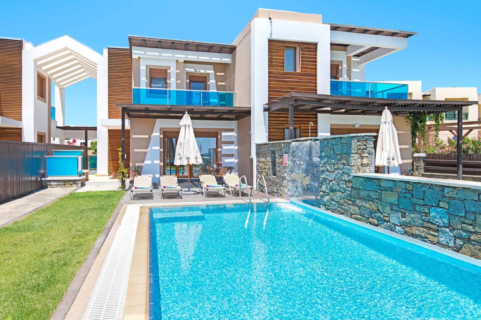 Villas Horizon Line / Villa Ariti / Kiotari-Exterior summer