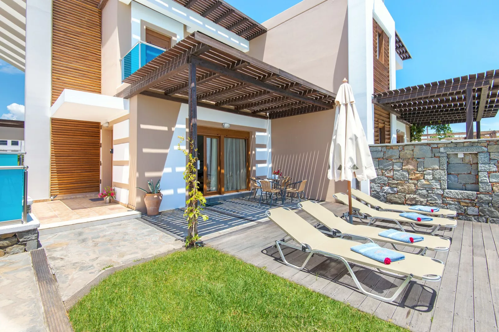 Villas Horizon Line / Villa Ariti / Kiotari-Exterior summer