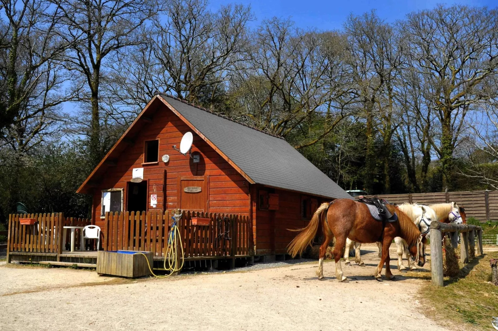 Maison de vacances - QUERRIEN-Areas summer 5km