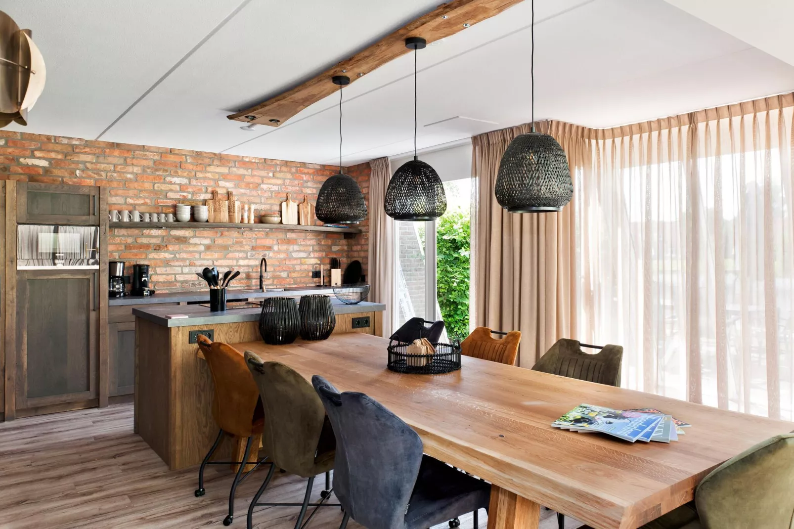 8 pers Metbroekhuis Wellness de luxe met sauna & buitenspa-Dining room