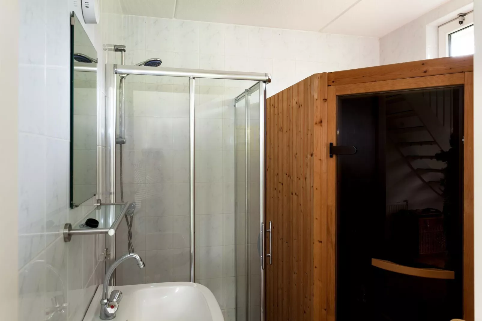 6 pers Renneborghuis Wellness Comfort met sauna-Bathroom