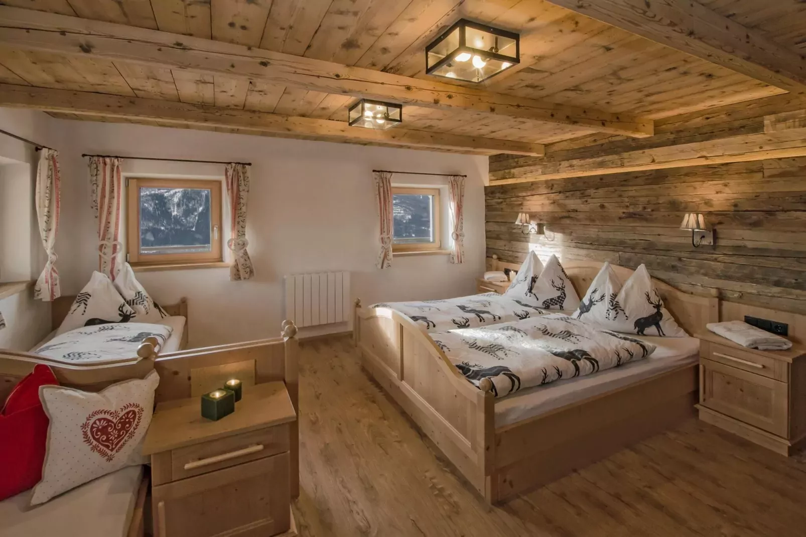Oberholzlehen Hütte-Bedroom