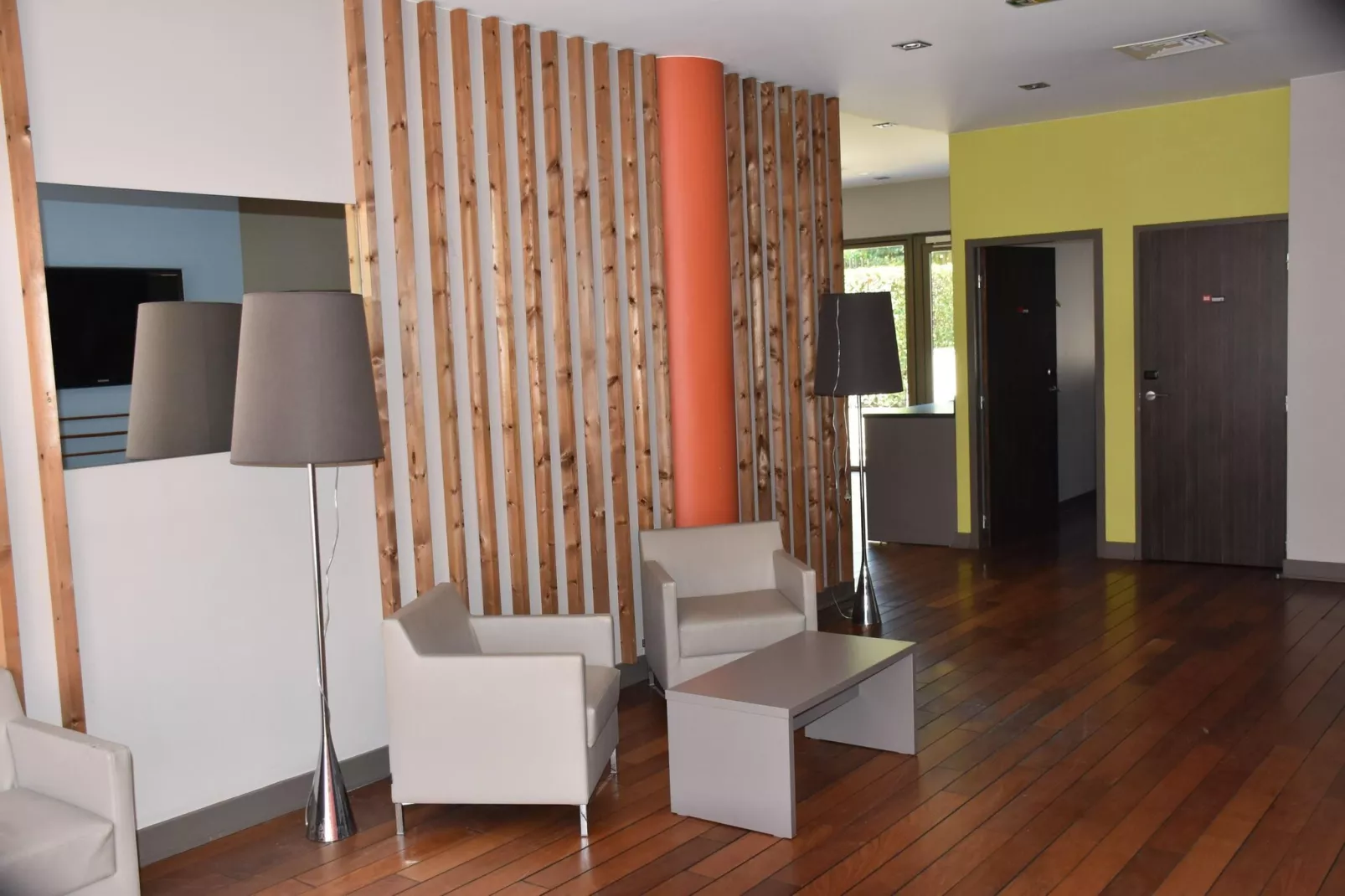 Résidence Lyon Dock Ouest - Chambre Standard 2 pers-Hall d'accueil