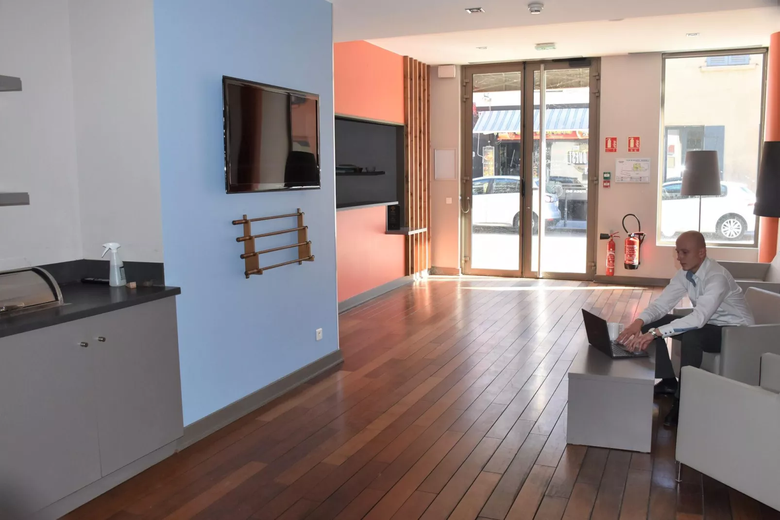 Résidence Lyon Dock Ouest - Chambre Standard 2 pers-Hall d'accueil