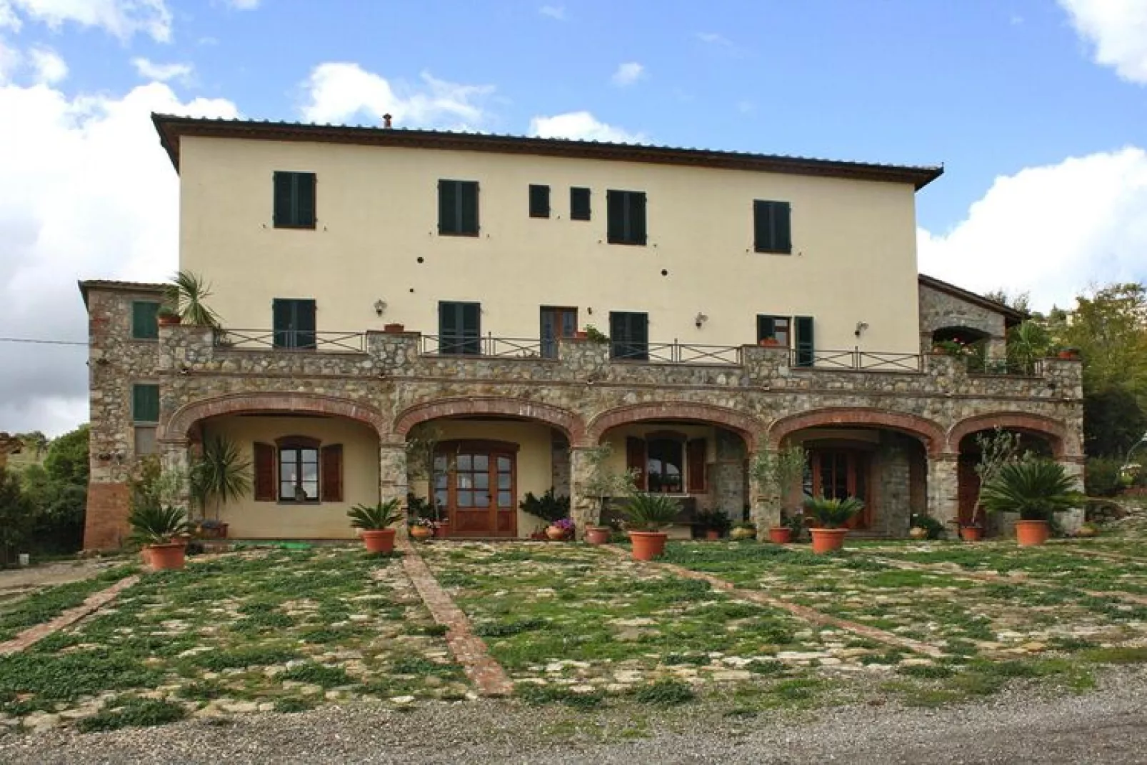 Agritourismo La Chiusa Chiusdino-Colli-Exterior summer