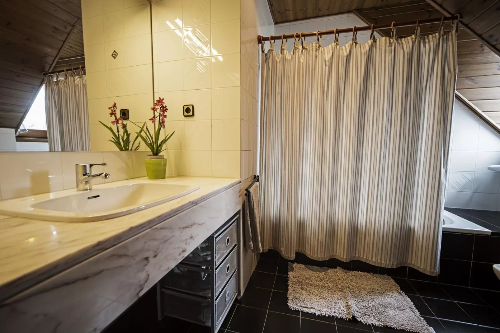 Casa Pepe 10-Bathroom