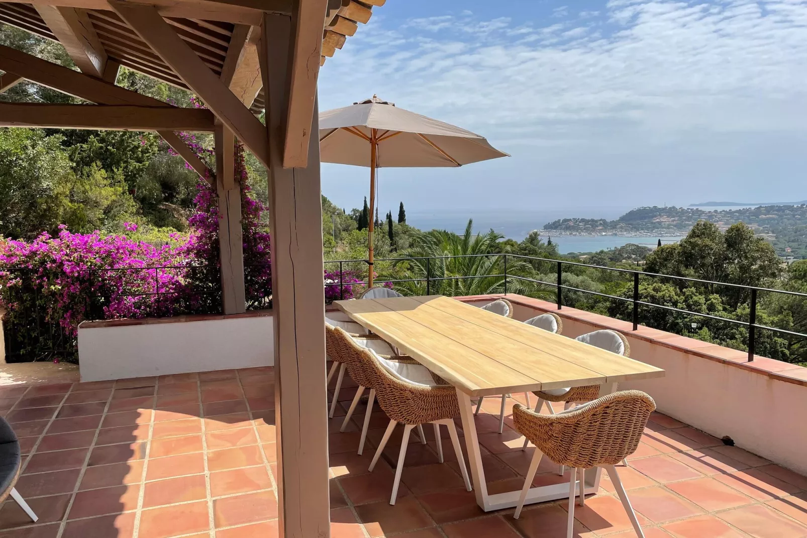 Villa Balou-Terrace balcony