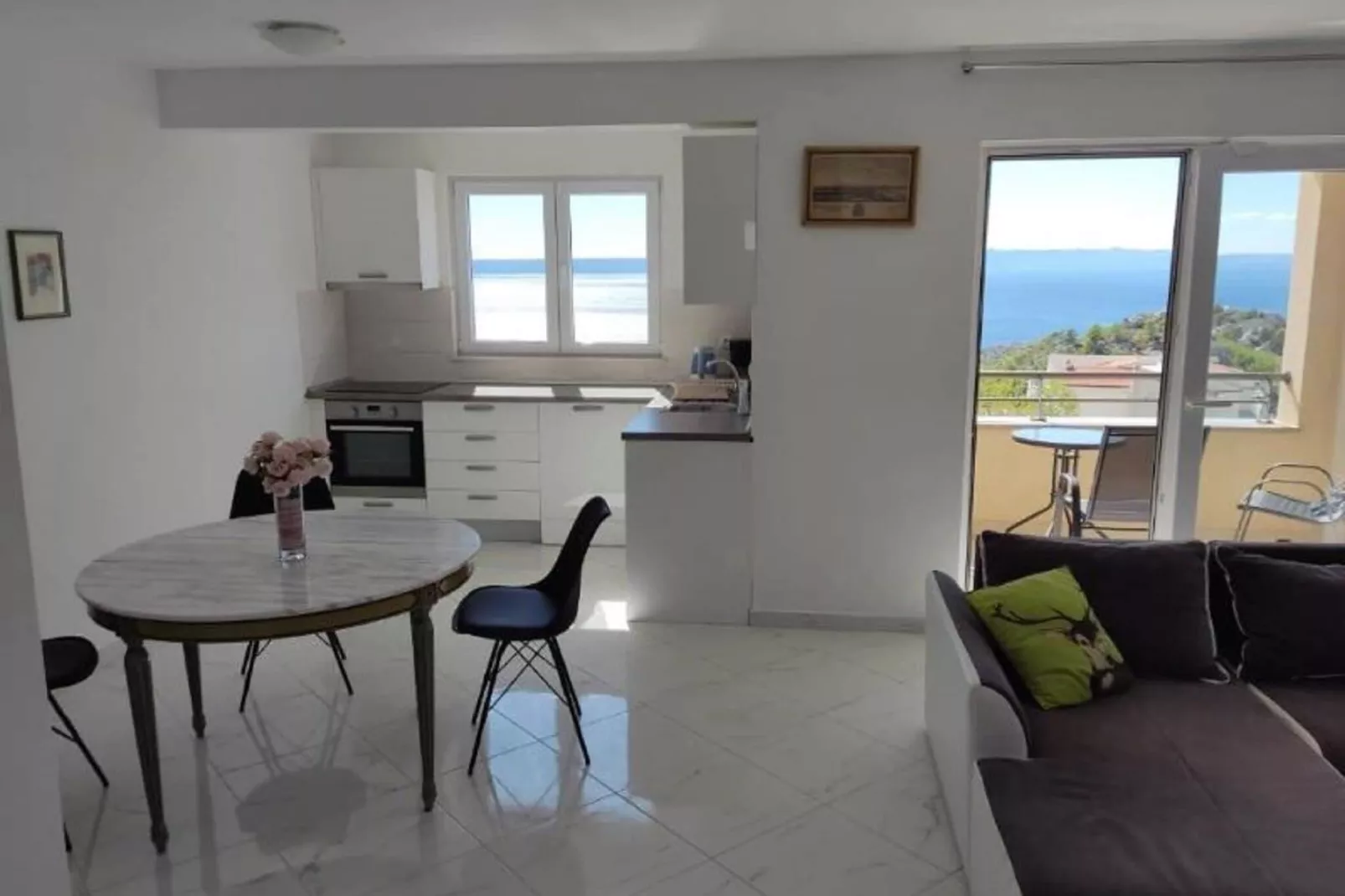 Apt Superior-Living room