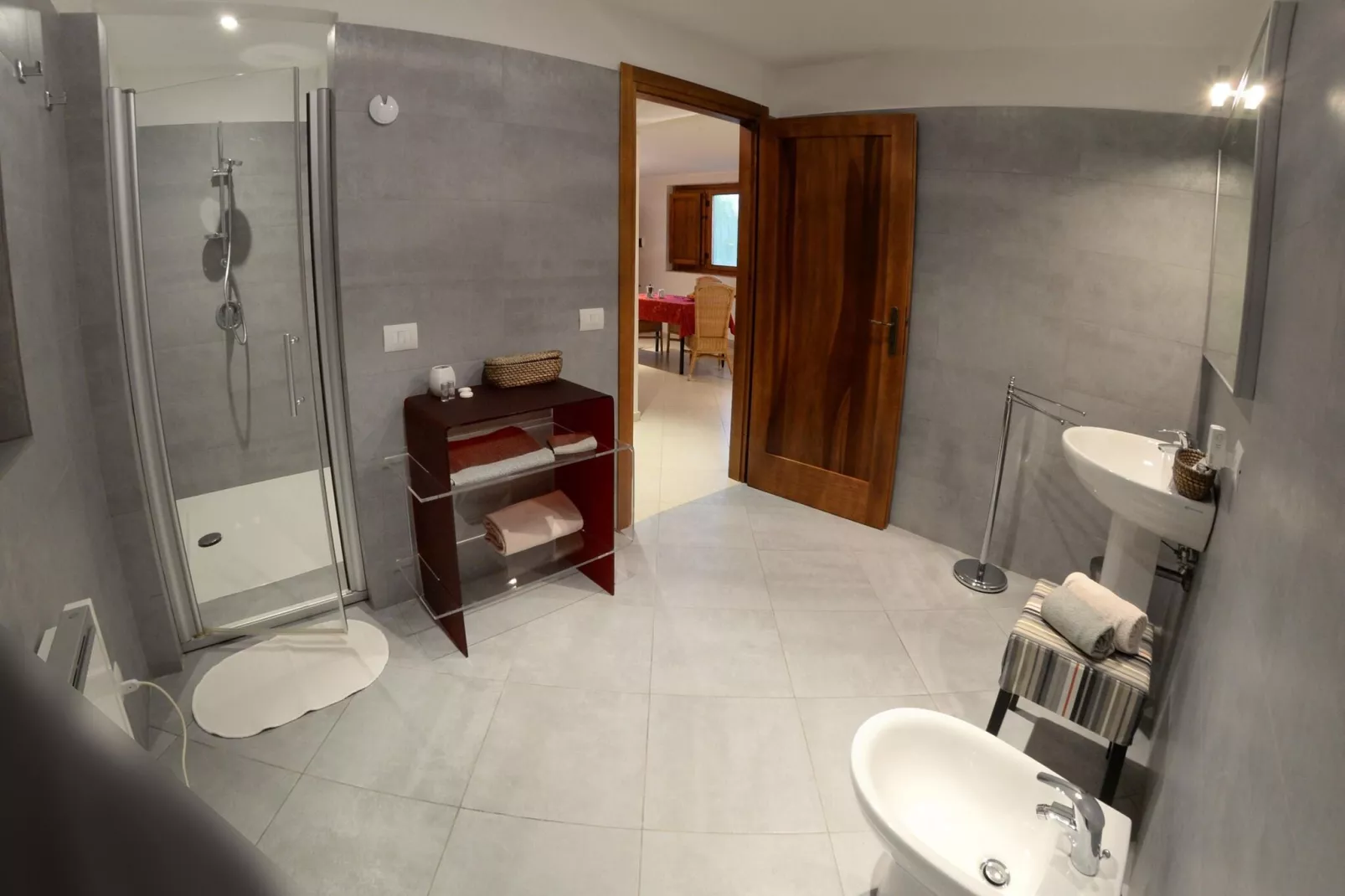 Quattro Orcia-Bathroom