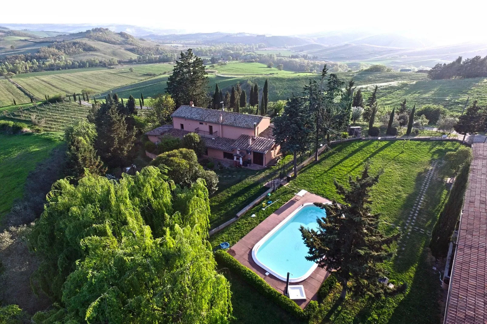 Sei Orcia-Exterior summer