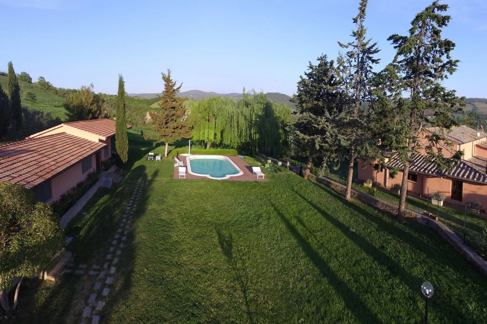 Sei Orcia-Exterior summer