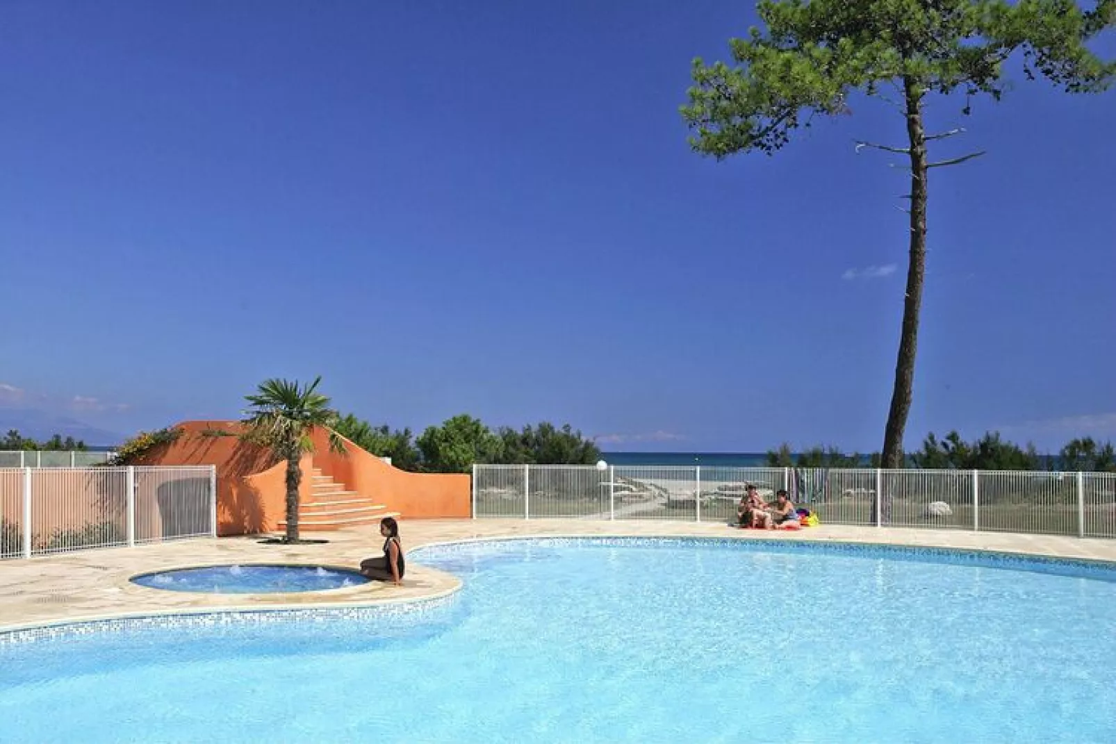 Residence Cala Bianca Borgo-Plage // 2 pcs cabine / T2 Cab 32 à 35 m2-Pool