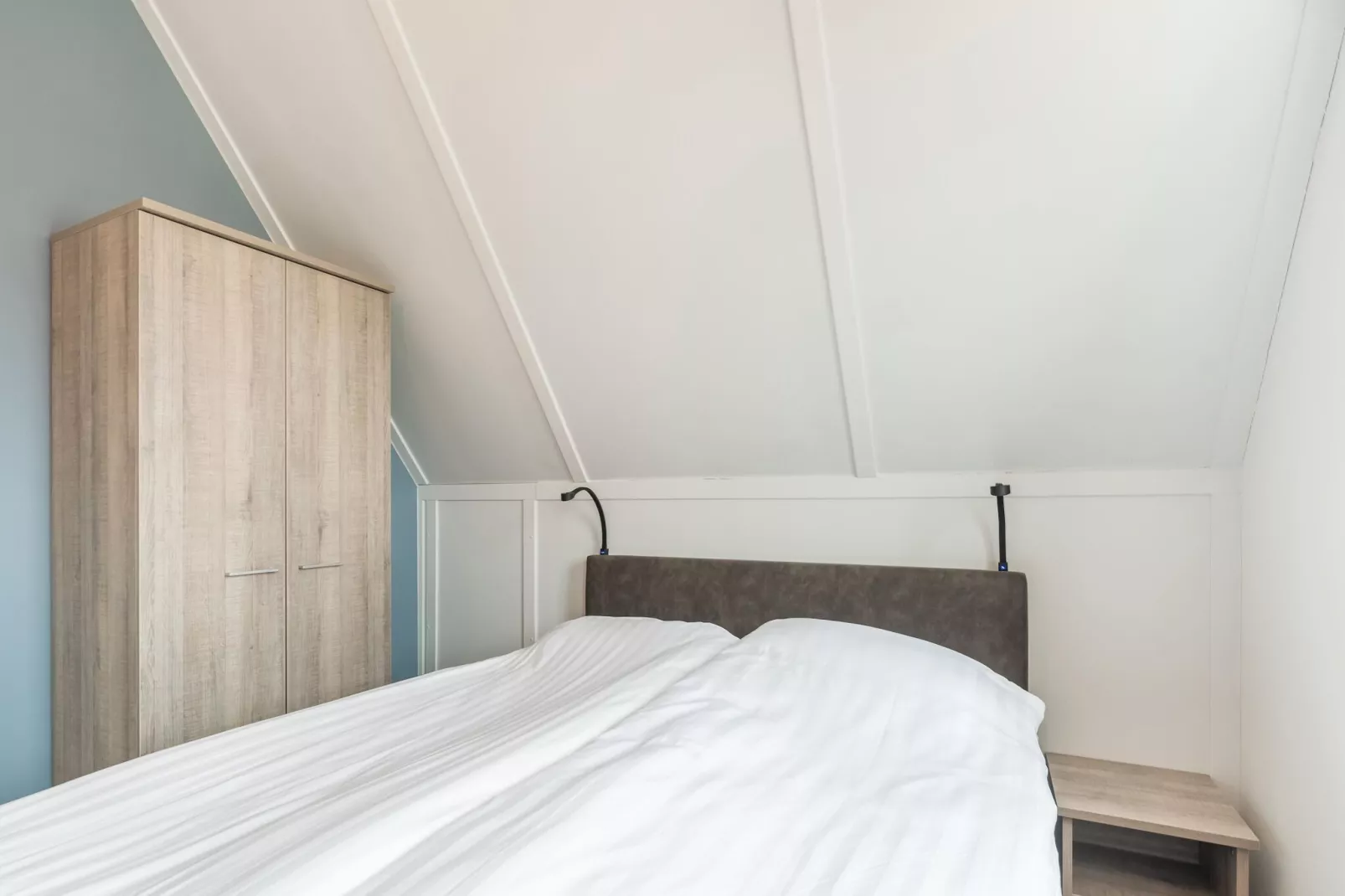 De Ooievaar Huis Nr 47-Bedroom