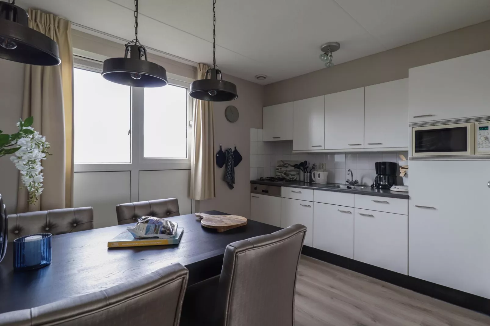 Beach Resort Makkum 26-Kitchen