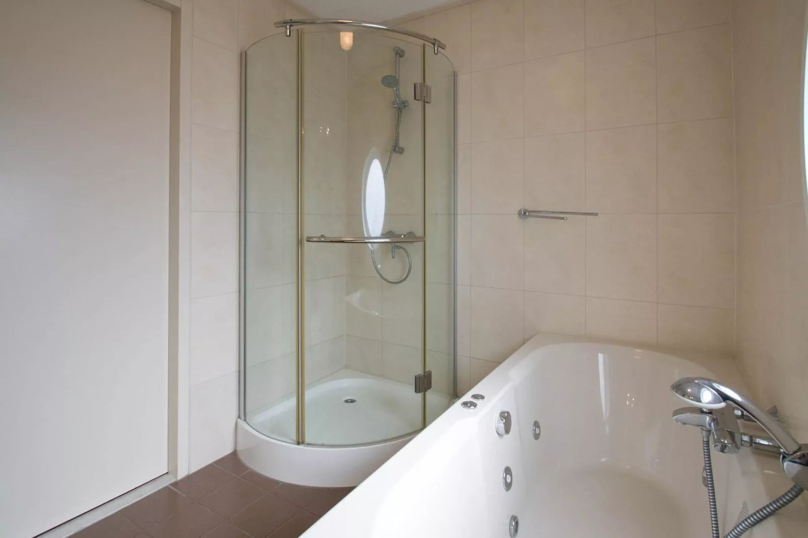 Beach Resort Makkum 26-Bathroom