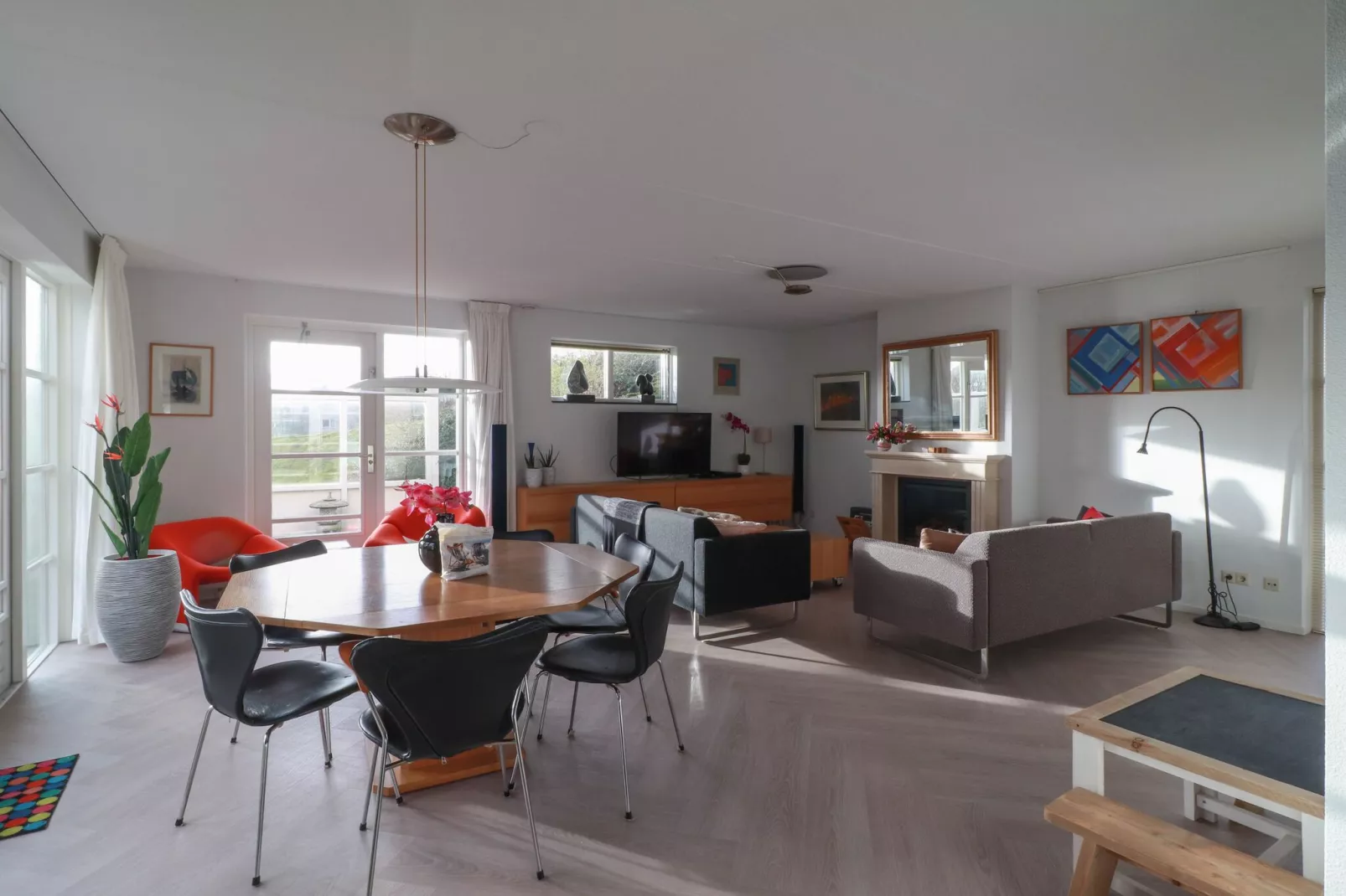 Beach Resort Makkum 24-Living room