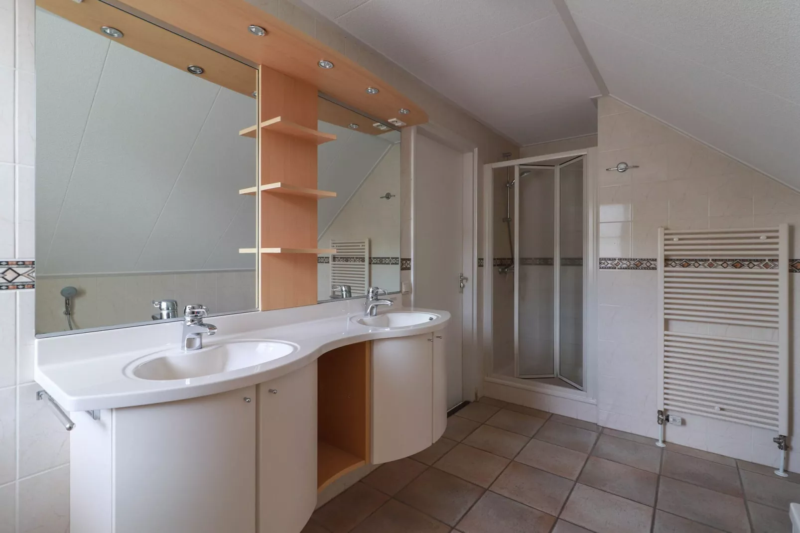 Beach Resort Makkum 25-Bathroom