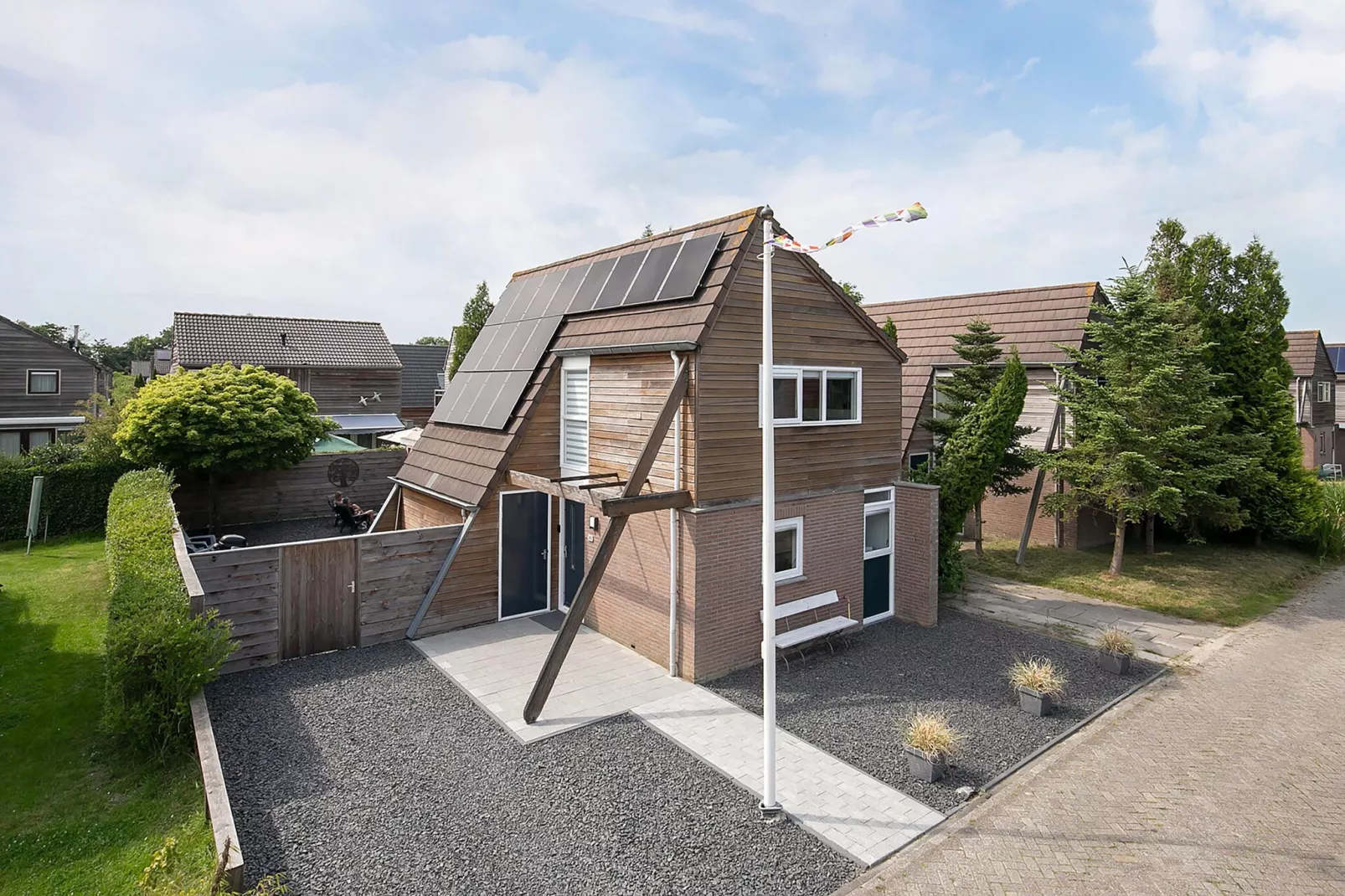 Combinatie nr 105 en 110-View summer