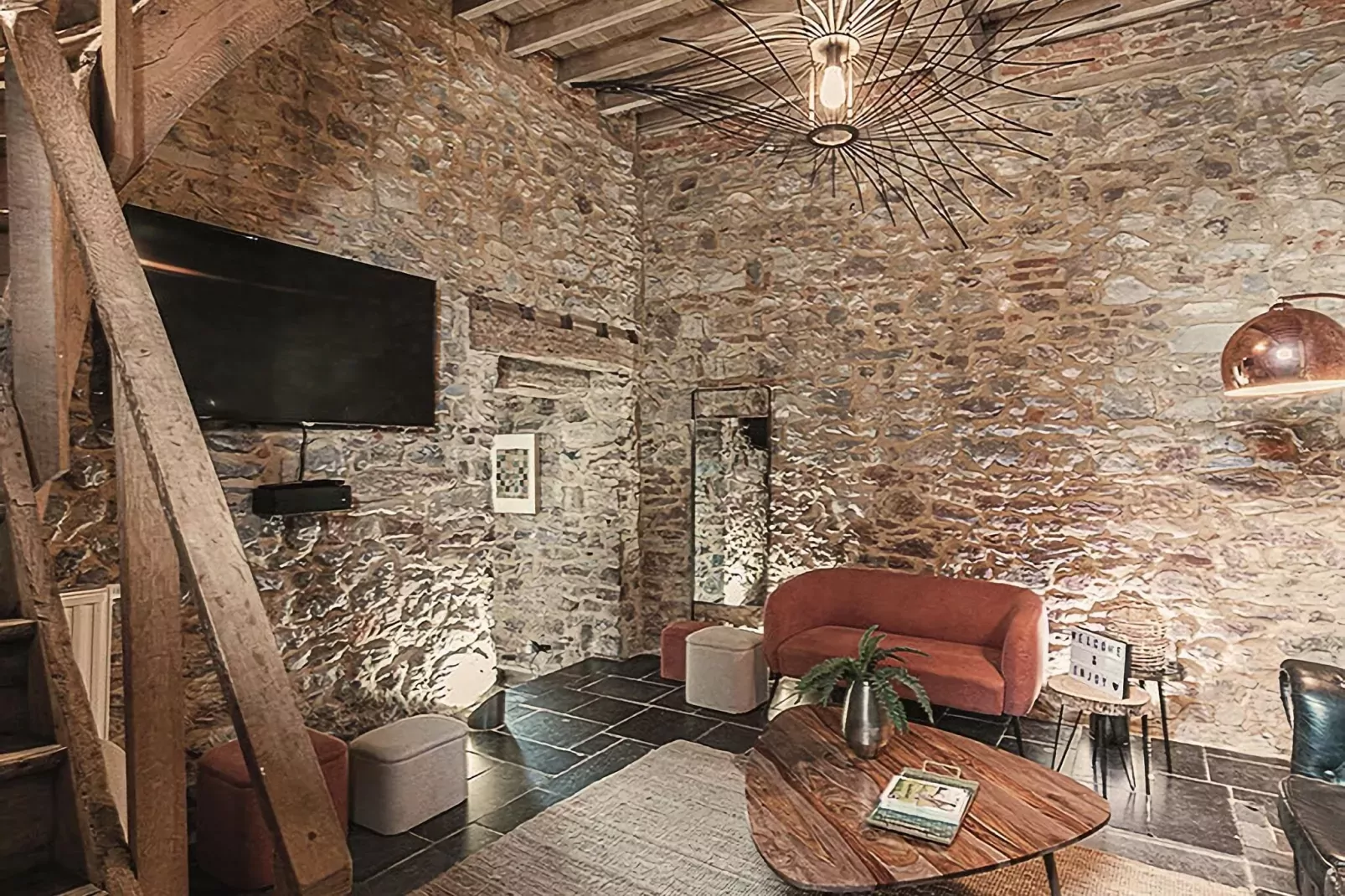 Au Milieu De Nulle Part-Living room