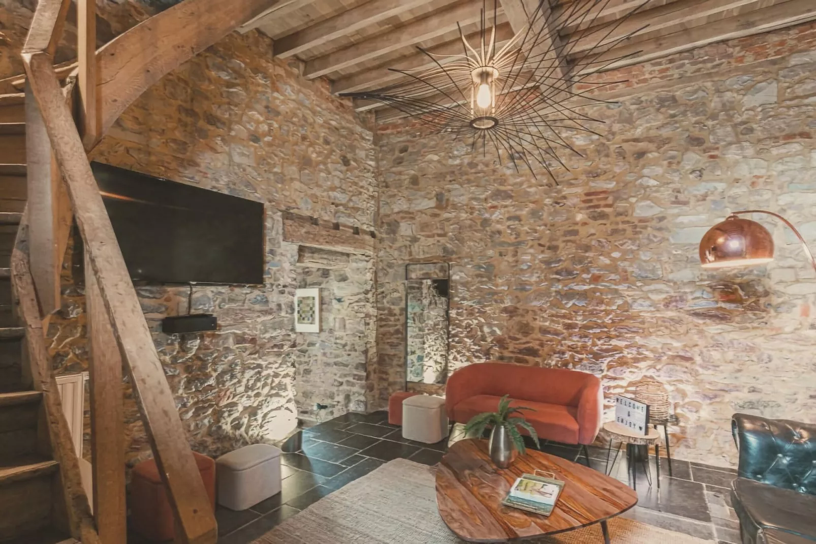 Au Milieu De Nulle Part-Living room