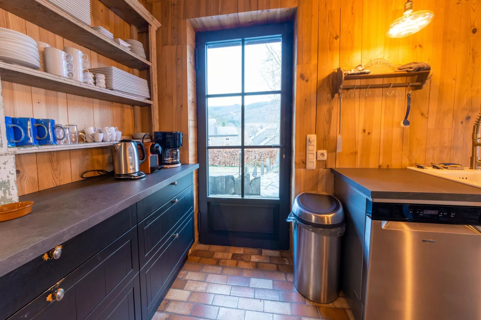 Leora Cocoon-Kitchen