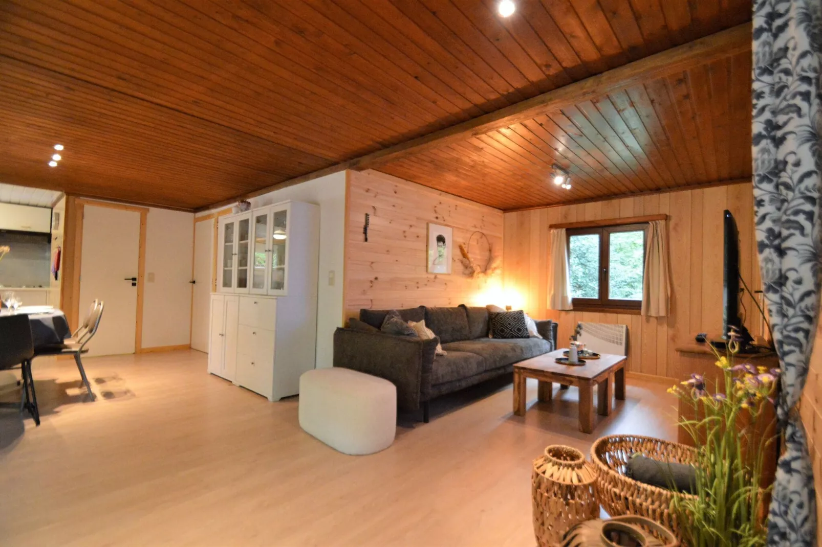 Chalet Petite Source-Living room