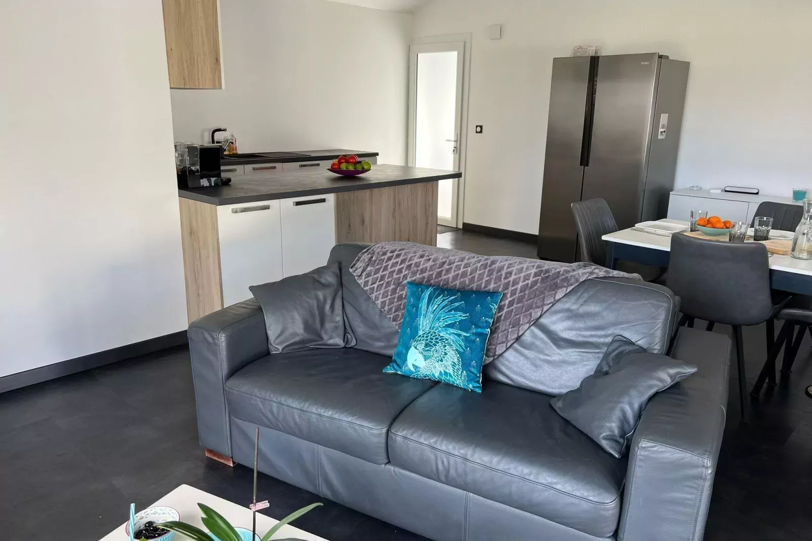 Vista d'Oc-Living room