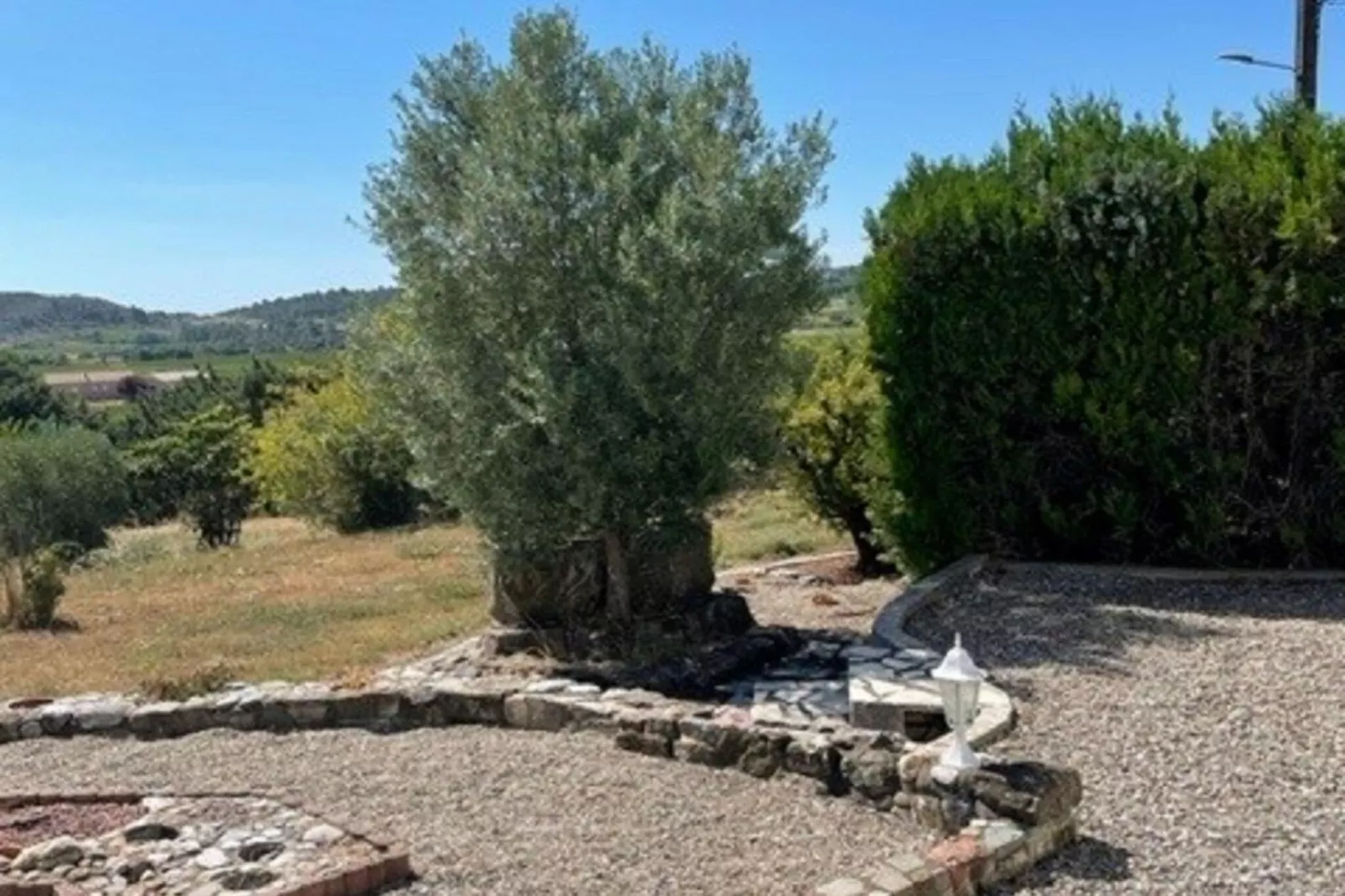 Vista d'Oc-Gardens summer