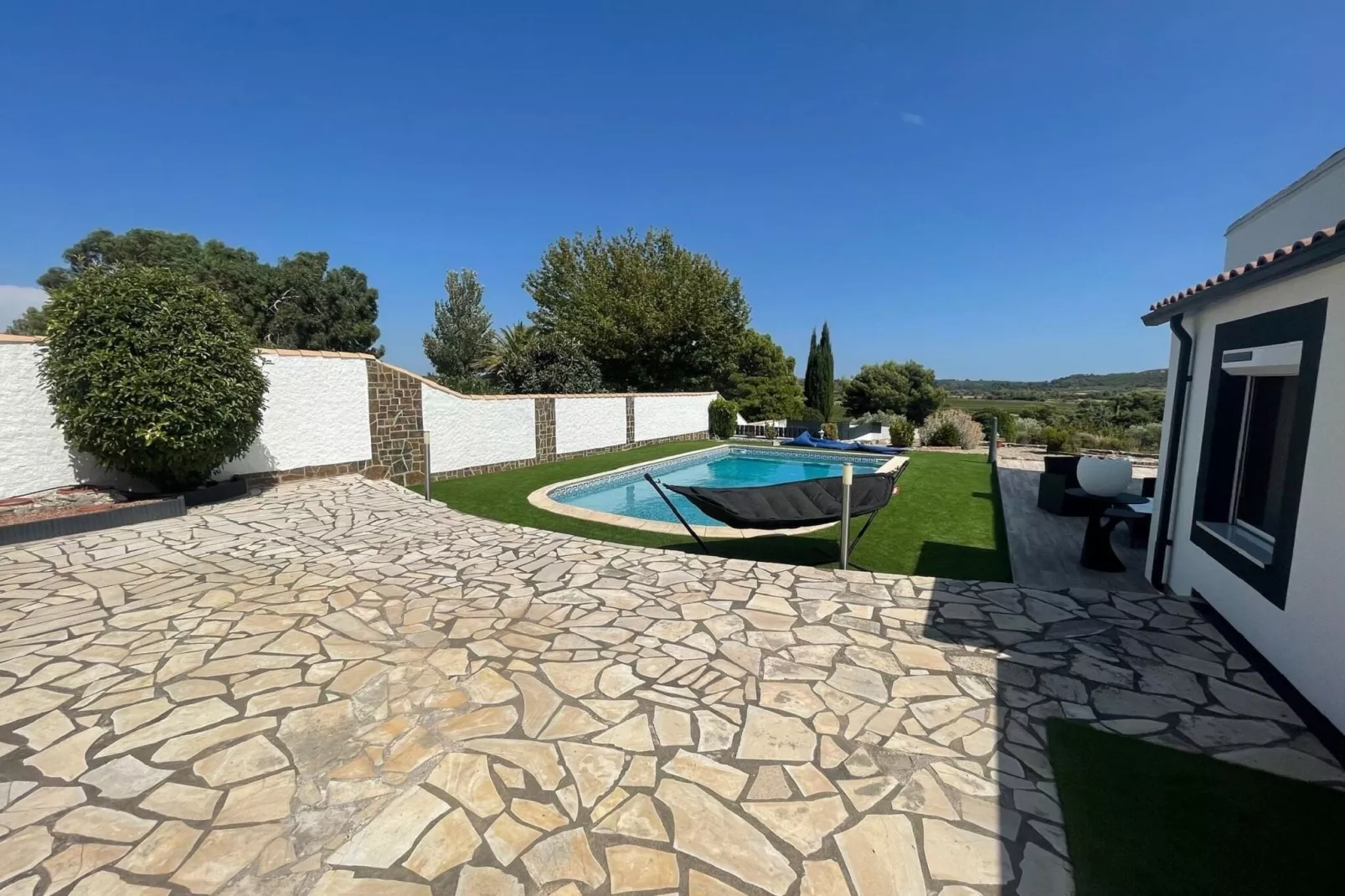 Vista d'Oc-Exterior summer