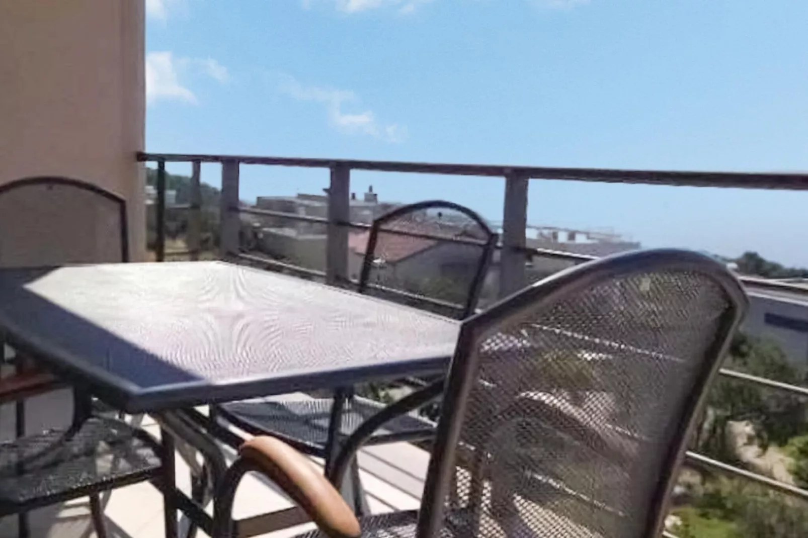 Apt Lake view-Terrace balcony