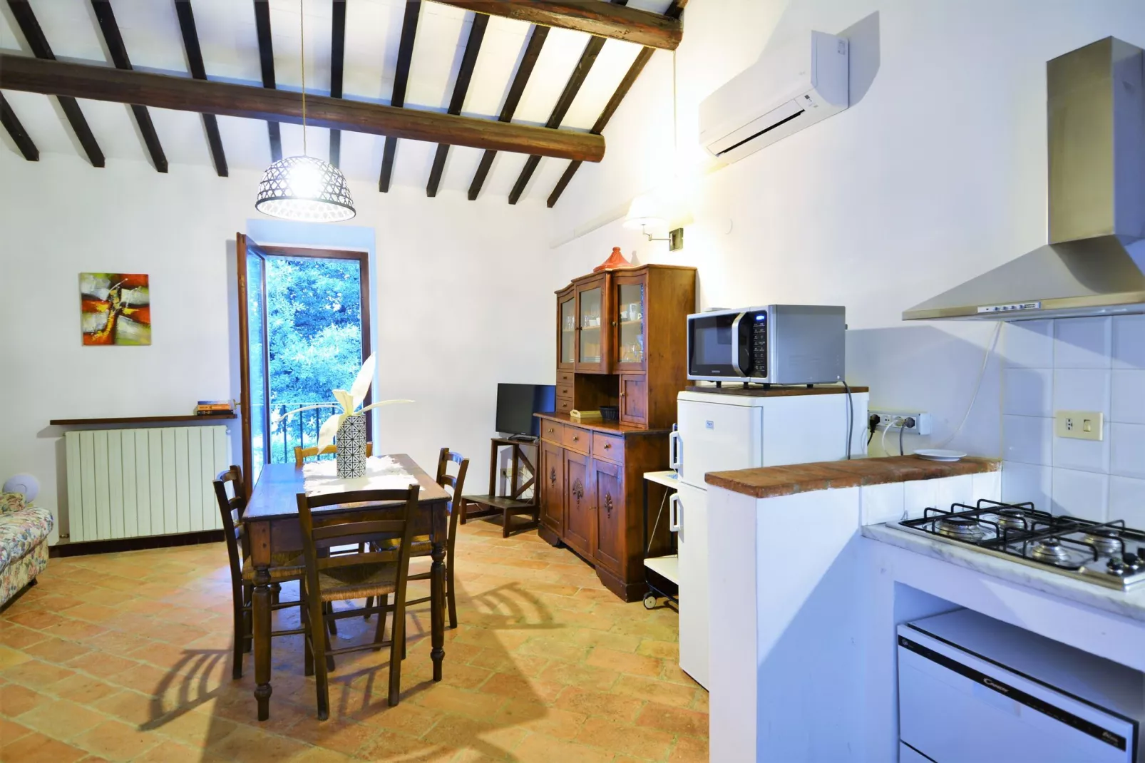 Frantoio 1-Living room