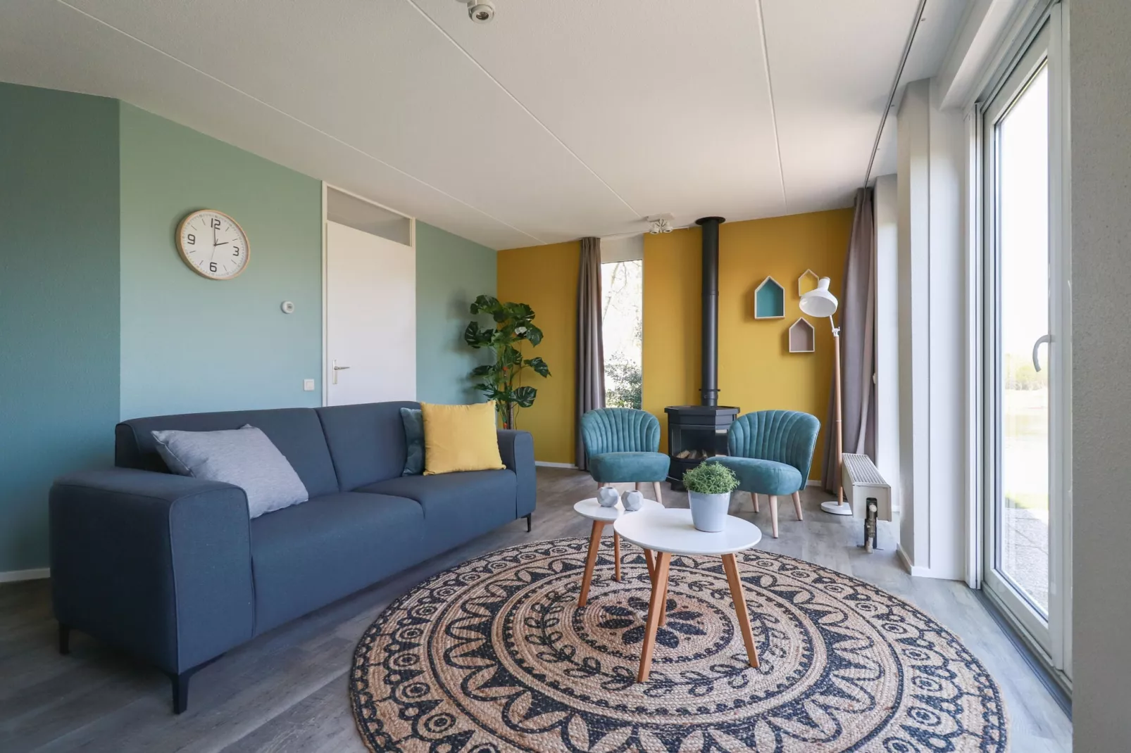 Beach Resort Makkum 28-Living room