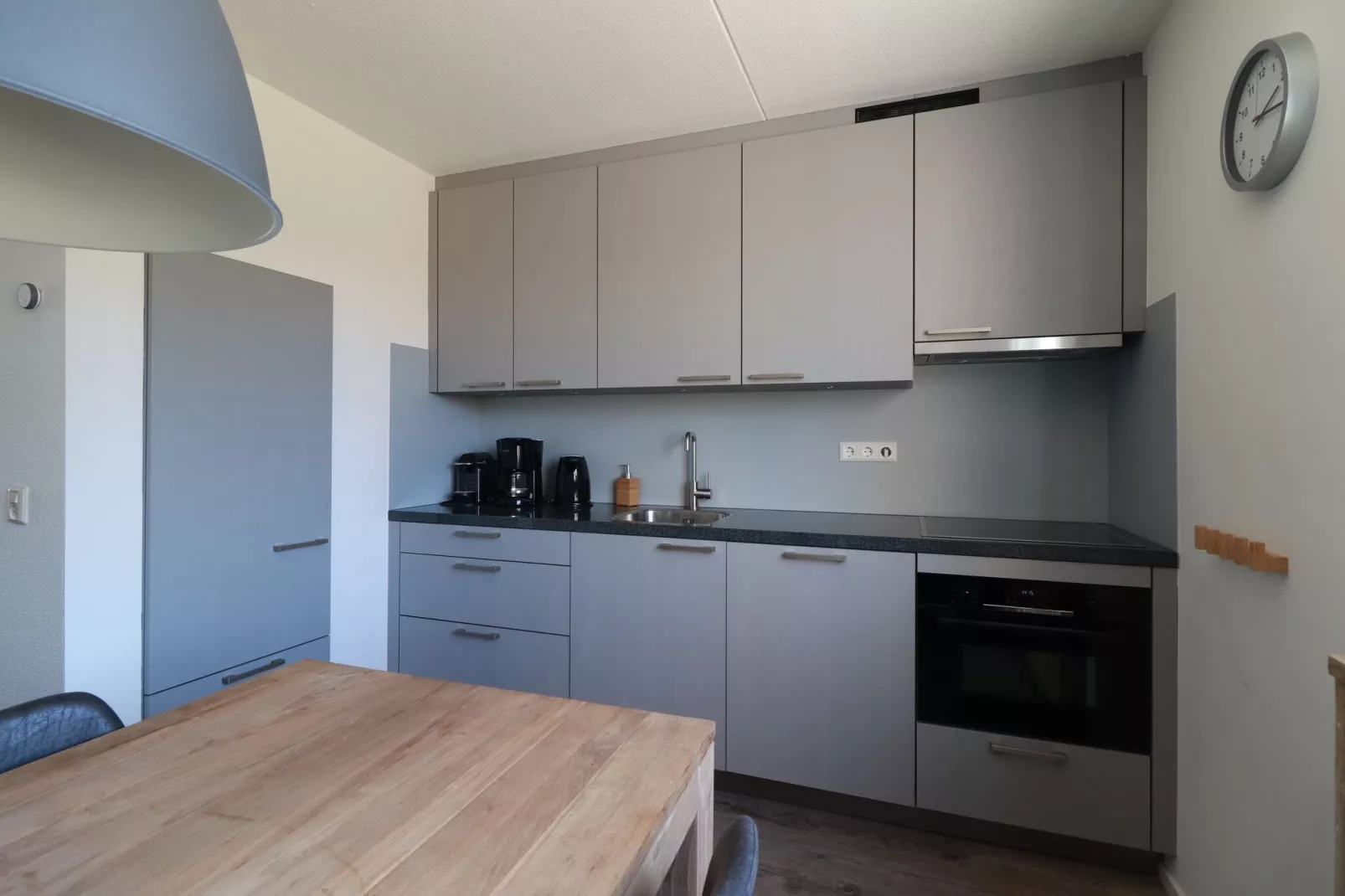 Beach Resort Makkum 29-Kitchen