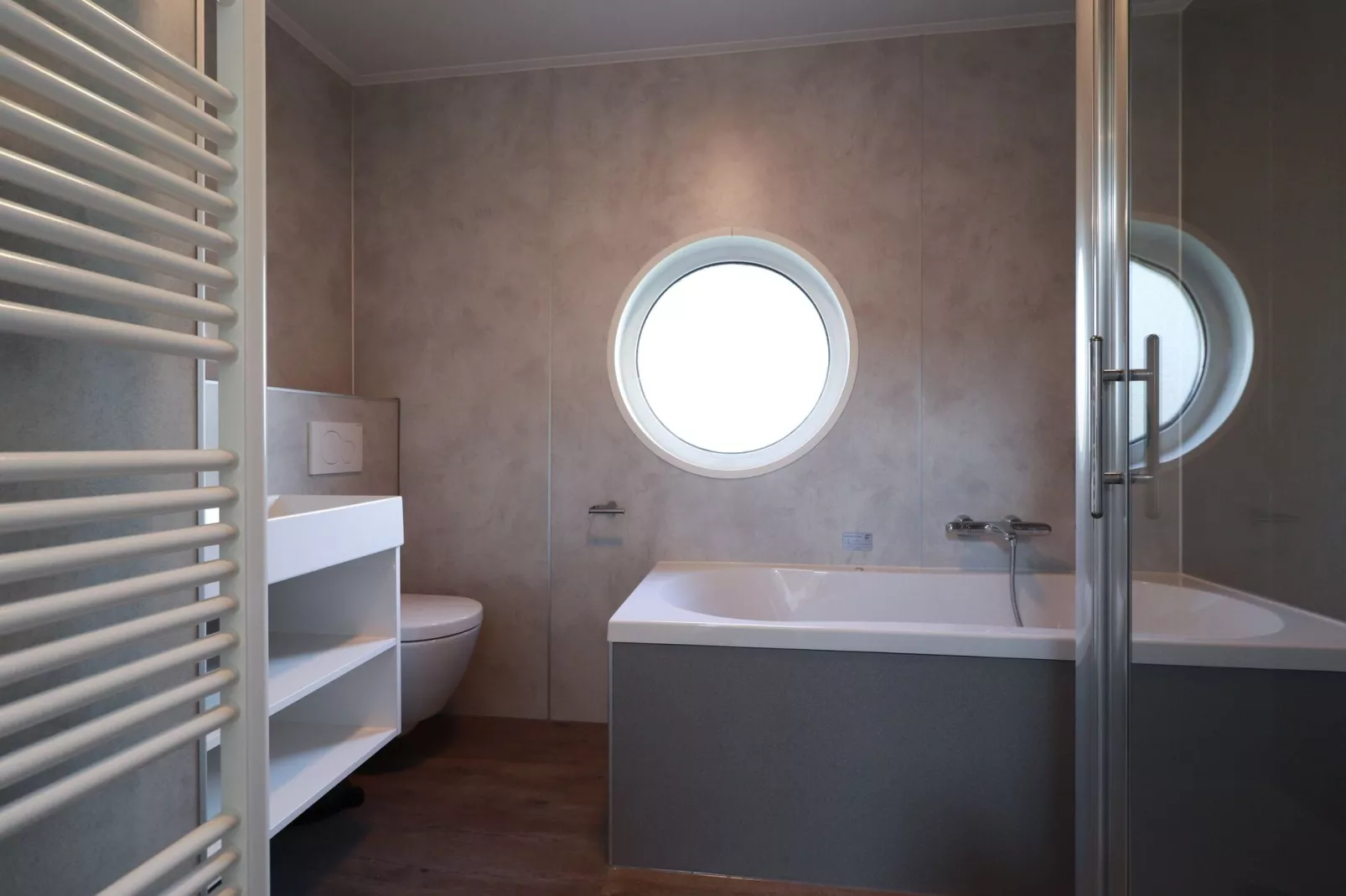 Beach Resort Makkum 29-Bathroom