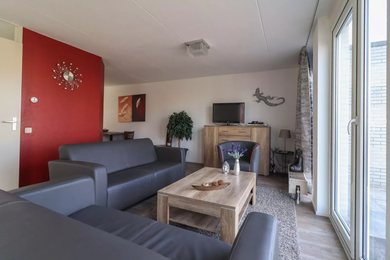 Beach Resort Makkum 30-Living room