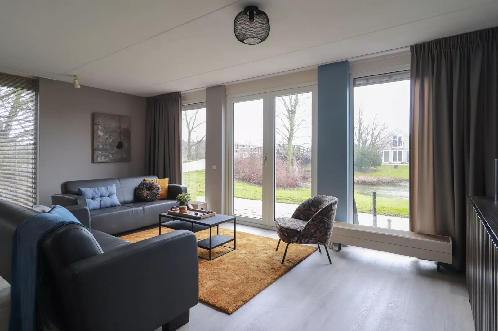 Beach Resort Makkum 30-Living room