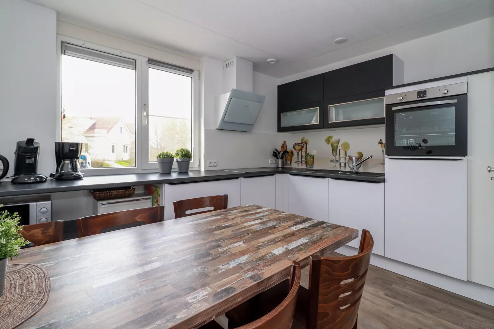 Beach Resort Makkum 30-Kitchen